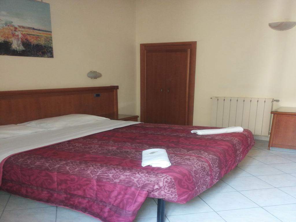 B&B Starlight Рим Екстериор снимка