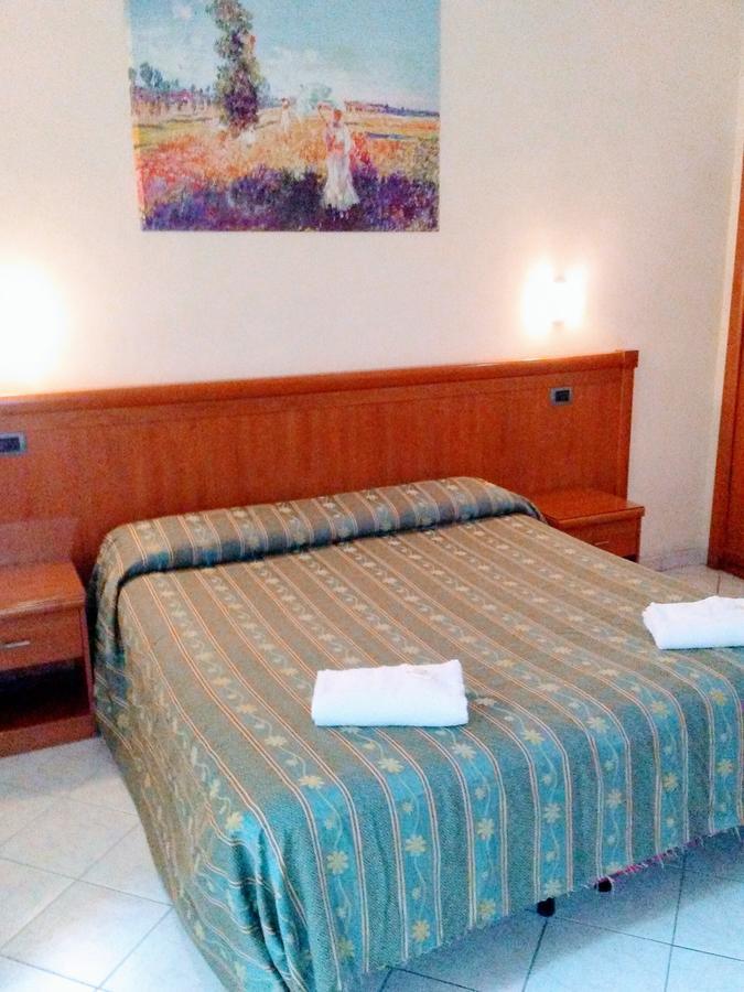 B&B Starlight Рим Екстериор снимка